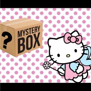Hello Kitty Mystery Box over 20 new items